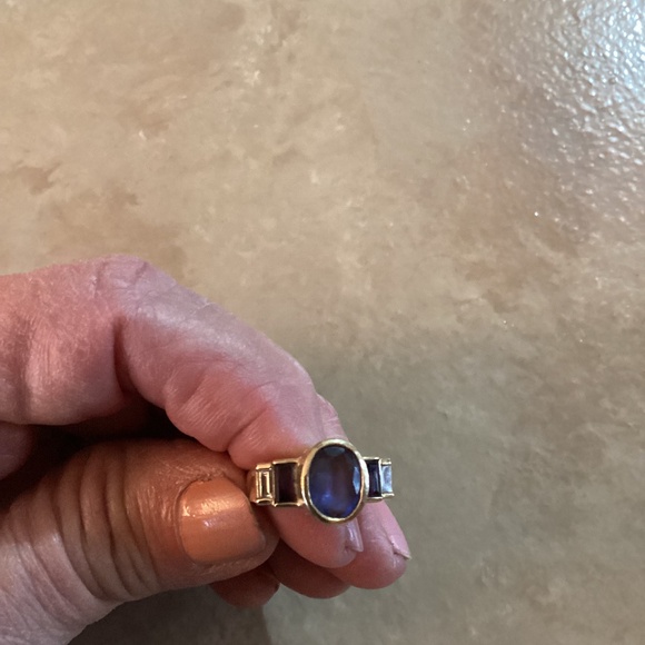 Jewelry - 2.35Ct Tanzanite Ring. Size 6